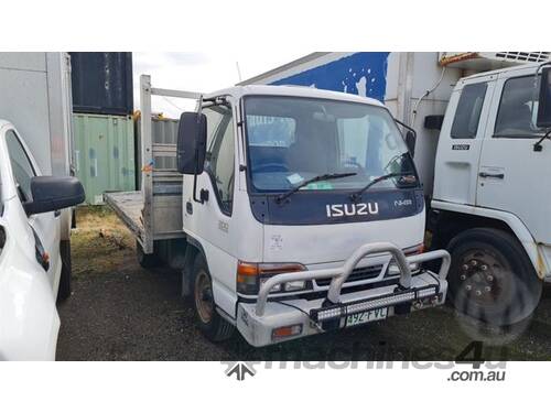 Isuzu NKR200