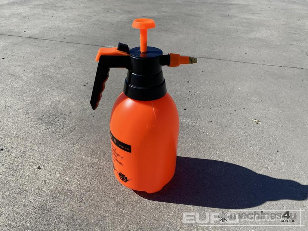New Not Specified Unknown Unused 2L Spray Bottle Sprayers in , Listed