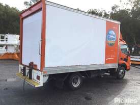 2009 Hino 300C - picture2' - Click to enlarge