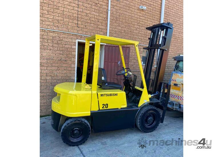 caption Diesel Mitsubishi 2 Ton Forklift