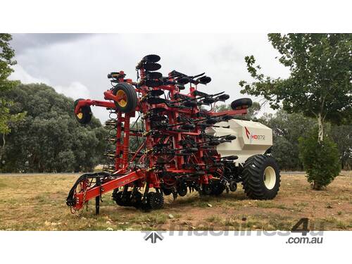 Bourgault HD872-9* Hoe Drill Frame Mounted Seeders™ 