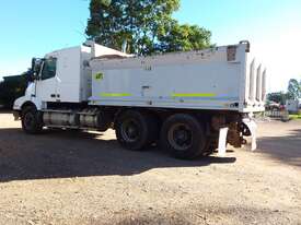 Volvo Tipper Truck - picture2' - Click to enlarge