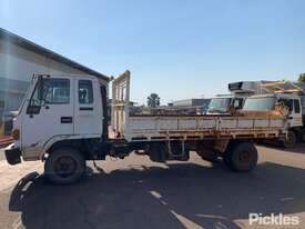 1993 Isuzu FSR500 Tipper Day Cab - picture2' - Click to enlarge