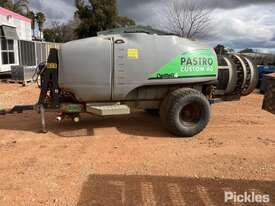 2016 Pastro Custom AG Single Axle Orchard Sprayer - picture2' - Click to enlarge