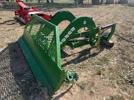 BURDER OVER AXLE GRADER BLADE  - picture0' - Click to enlarge