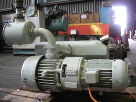 Azo 160-138 36786 Vacuum (Oil Sealed Rotary Vane). - picture0' - Click to enlarge