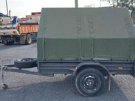 Travelling Trailers Custom - picture2' - Click to enlarge