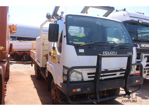 2006 ISUZU NPS 300 SINGLE CAB TRAY