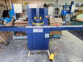 Alfamacchine T400 Double Mitre Saw - picture0' - Click to enlarge