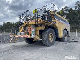 2005 Caterpillar 773E Service Truck - picture0' - Click to enlarge