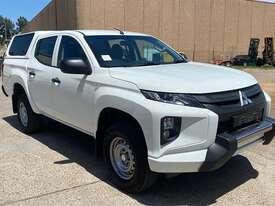 Mitsubishi Triton MR - picture0' - Click to enlarge