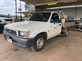 2000 TOYOTA HILUX WORKMATE UTE - picture0' - Click to enlarge