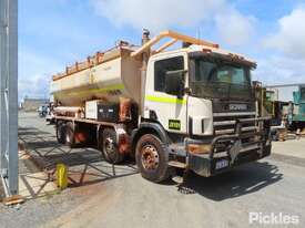 1998 Scania P124 8x4 Twin Steer - picture0' - Click to enlarge