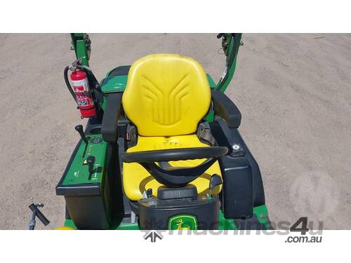 John Deere 1570