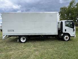 Isuzu NQR450 Long 4x2 Refrigerated Pantech Truck. - picture1' - Click to enlarge