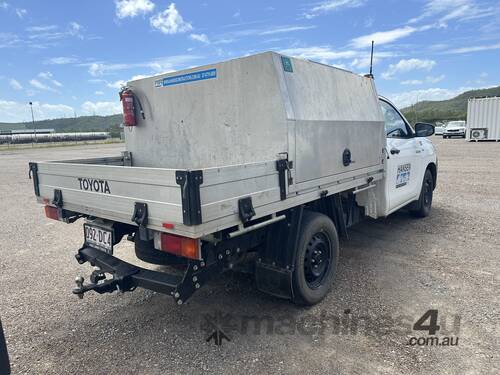 2021 Toyota Hilux Workmate (4x2)