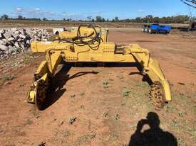 Project Industries HT 6000 Tyre Handler - picture0' - Click to enlarge