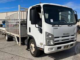 Isuzu NQR - picture0' - Click to enlarge