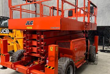   JLG 4394RT Diesel Scissor Lift