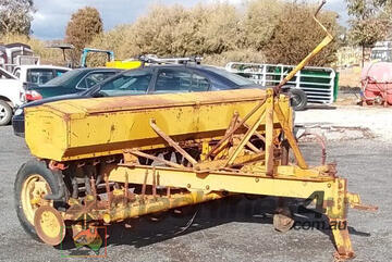 (7555) Connor Shea 18 run Disc Seeder (Carisbrook, VIC)