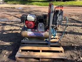 TOOLEX 20P AIR COMPRESSOR - picture0' - Click to enlarge