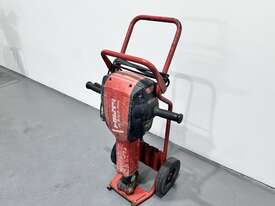 Hilti Electric Breaker TE 3000-AVR - picture2' - Click to enlarge