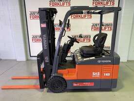 2014 TOYOTA 7FBE18 3 WHEEL FORKLIFT CONTAINER MAST - picture0' - Click to enlarge