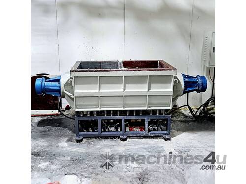 Vibratory Linear Trough Tumbler Machine Deburr Polishing Pre-Paint Preparation