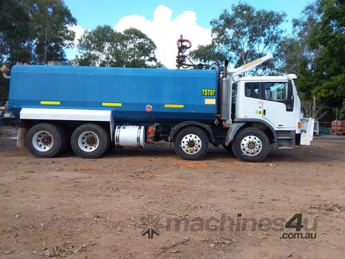 caption Water truck 8 x 4