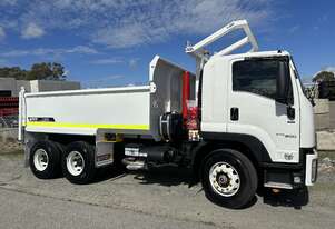 Isuzu   FVZ Tipper Truck Isuzu   FVZ Tipper Truck