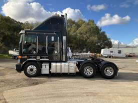 2010 Kenworth K108 Prime Mover Sleeper Cab - picture2' - Click to enlarge