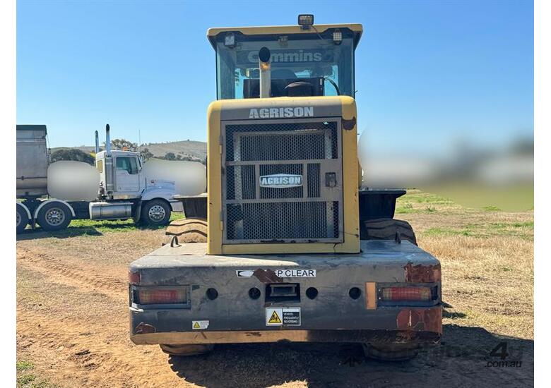 caption 2015 AGRISON TX936 LOADER