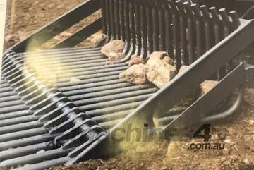 Stone bucket Tractor Euro hitch 2000mm Stone bucket Tractor Euro hitch 2000mm