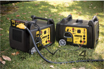 Champion 4500W Inverter Generator - Enclosed