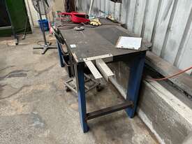 Workbench - picture2' - Click to enlarge