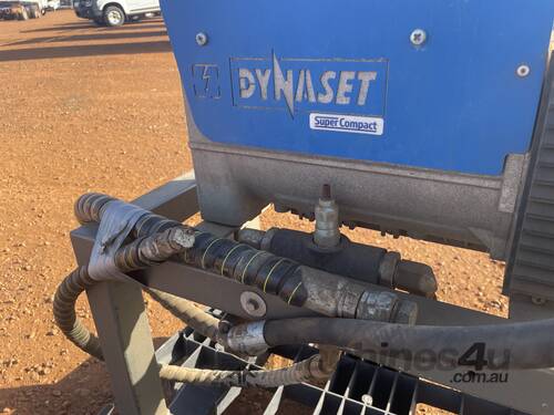 1 X Dynaset Oil Pump with frame
