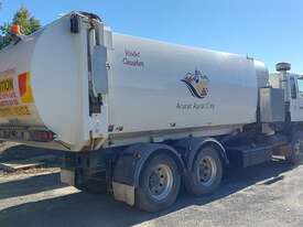 Hino 500 - picture0' - Click to enlarge