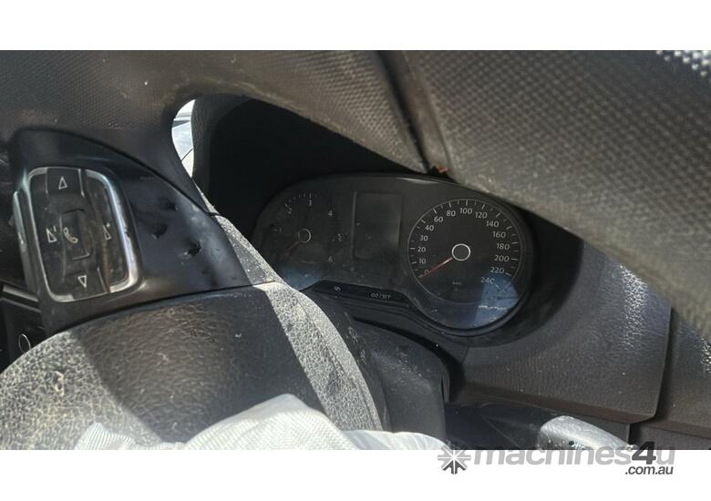 caption 2013 Volkswagen Amarok TDI420 Diesel (Non Mobile)