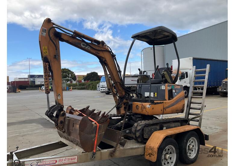 caption 2010 Case CX18BS-2 Excavator & Trailer
