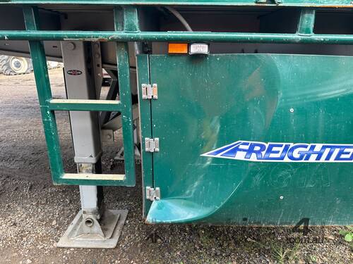 2022 Freighter Maxitrans ST-3 Tri Axle Flat Top Curtainsider A Trailer