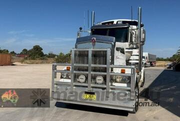 Kenworth (8677)   909 - 2013