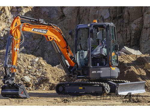 Develon Excavator DX-35 with Cabin & Quick Hitch