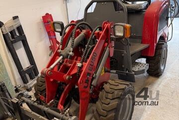 UHI 500KG Electric 4WD Front End Loader