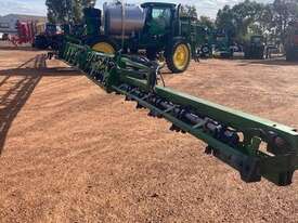 2021 JOHN DEERE R4060 SELF PROPELLED SPRAYER  - picture2' - Click to enlarge