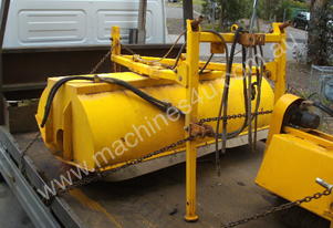 2200mm wide 3PL hydralic road broom , rear wheel