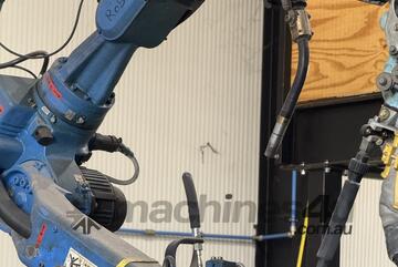 Motoman Yaskawa   Robot Welder