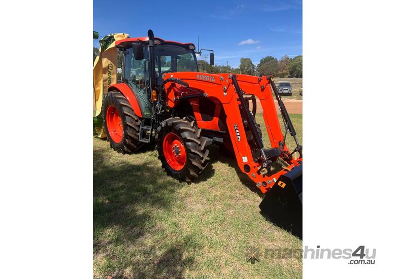 Kubota M5-111 Dual Speed Tractor