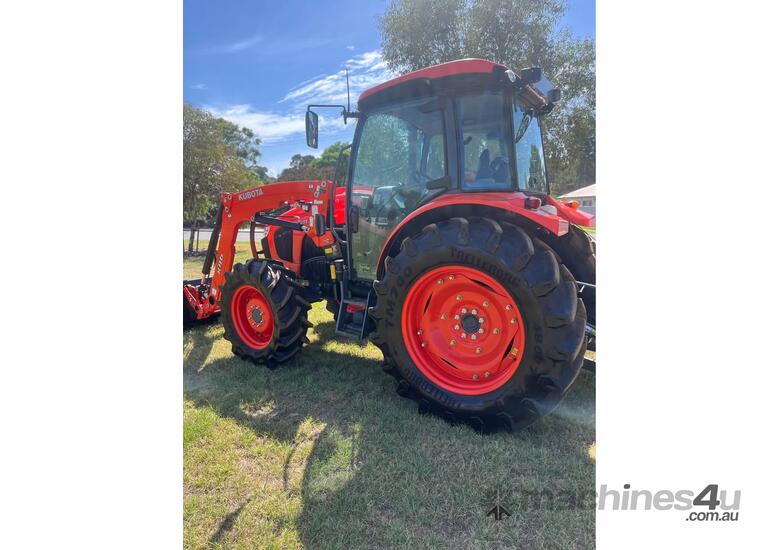 Kubota M5-111 Dual Speed Tractor