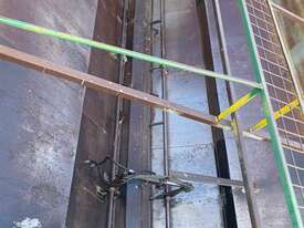 Kapelarna 22T Chaser Bin - picture2' - Click to enlarge