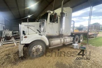 2011 Western Star 4800 FX Bogey Drive High-Rise Cabin 2011 Western Star 4800 FX Bogey Drive High-Rise Cabin